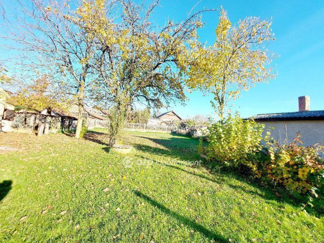 Eladó családi ház, Nyékládházán 24.9 M Ft, 3 szobás