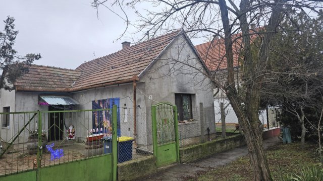 Eladó családi ház, Ócsán 36.9 M Ft, 1+1 szobás