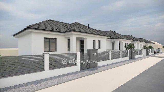 Eladó családi ház, Adácson 37 M Ft, 2 szobás