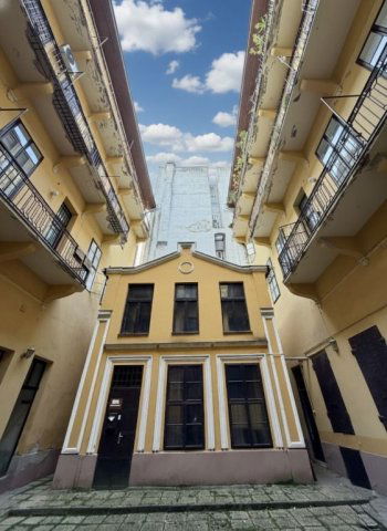 Eladó téglalakás, Budapesten, VI. kerületben 94.9 M Ft, 2 szobás