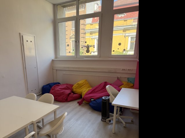 Kiadó iroda, Szombathelyen 508 E Ft / hó, 6 szobás