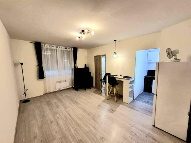 Kiadó téglalakás, albérlet, XI. kerületben, Fehérvári úton