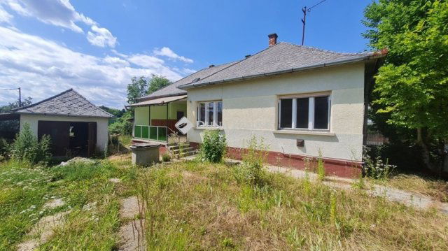 Eladó családi ház, Nemesapátiban 29.9 M Ft, 4 szobás