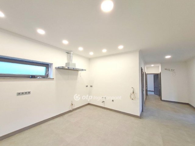 Eladó családi ház, Nagykőrösön 86 M Ft, 3 szobás