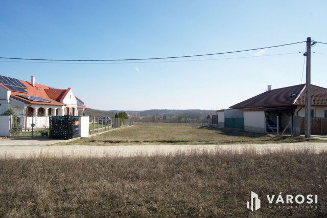 Eladó telek, Bényén 18 M Ft / költözzbe.hu