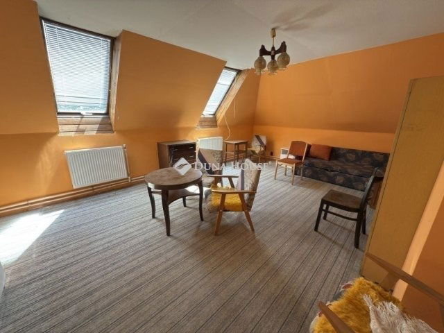 Eladó családi ház, Budapesten, XVI. kerületben 109.9 M Ft