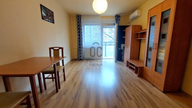 Eladó panellakás, Budapesten, XVIII. kerületben 49 M Ft, 2 szobás