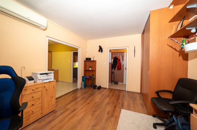 Eladó panellakás, Budapesten, IV. kerületben, Virág utcában