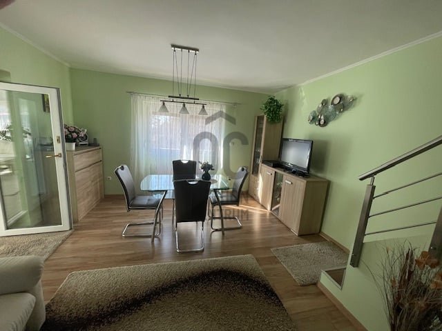 Eladó családi ház, Budakeszin 109.8 M Ft, 4 szobás