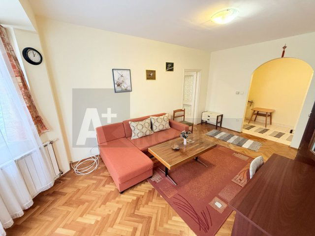 Eladó téglalakás, Szegeden 55.9 M Ft, 2 szobás