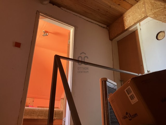 Eladó nyaraló, Siófokon 55 M Ft, 2 szobás / költözzbe.hu