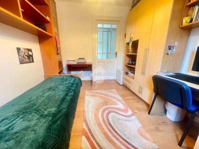 Eladó családi ház, Budapesten, X. kerületben 150 M Ft, 2 szobás