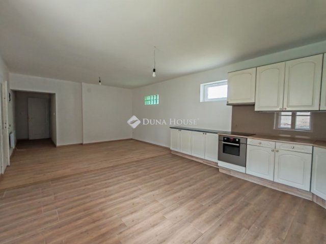 Eladó családi ház, Iregszemcsén 28.9 M Ft, 3 szobás