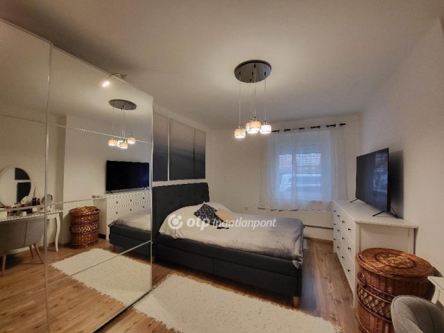 Eladó ikerház, Siófokon 199 M Ft, 4 szobás