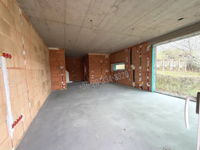 Eladó ikerház, Budapesten, III. kerületben 259.9 M Ft, 5 szobás