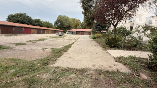 Eladó téglalakás, Kecskeméten 39.9 M Ft, 2 szobás