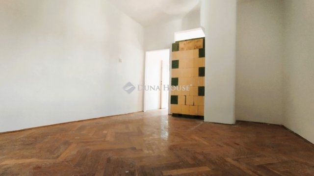 Eladó családi ház, Peresznyén 38.3 M Ft, 5 szobás