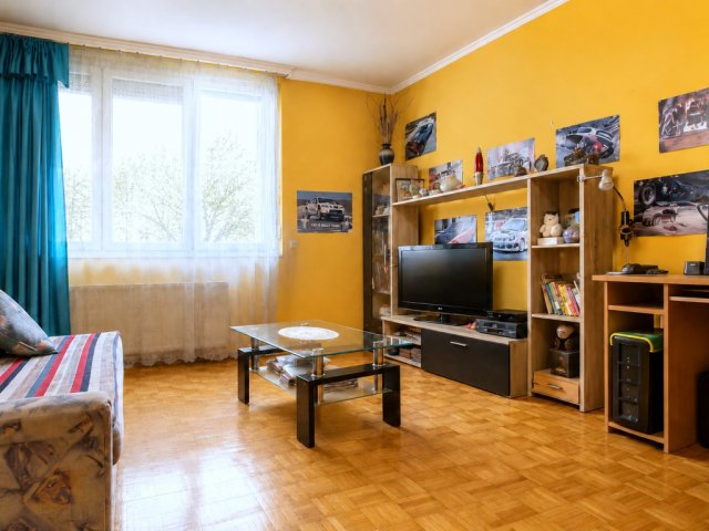 Eladó téglalakás, Budapesten, XVIII. kerületben 64 M Ft