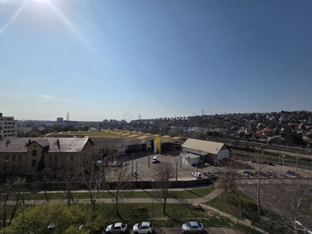 Eladó panellakás, Budapesten, XI. kerületben 69.9 M Ft, 3 szobás