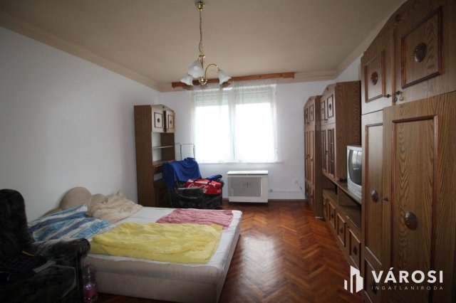 Eladó téglalakás, Szombathelyen 35.4 M Ft, 2 szobás