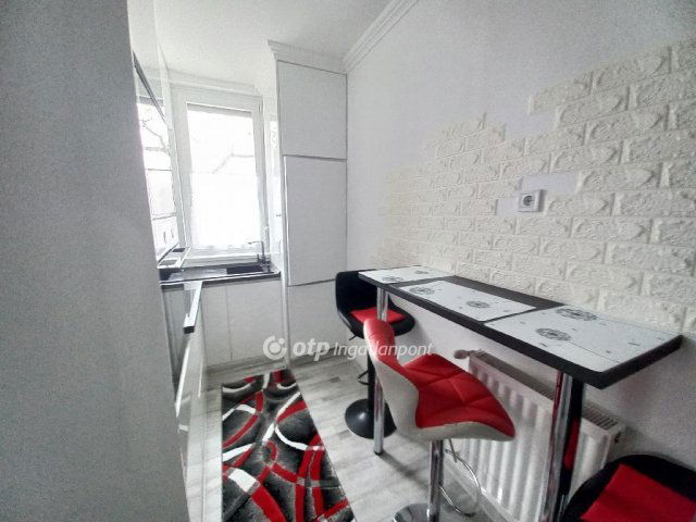 Eladó téglalakás, Budapesten, IX. kerületben 79.9 M Ft, 2 szobás