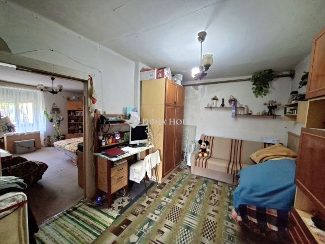 Eladó családi ház, Dégen 11.5 M Ft, 2 szobás
