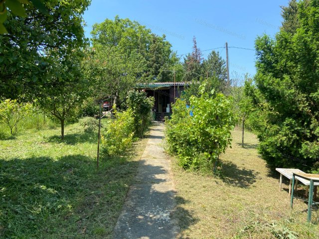 Eladó nyaraló, Balatonkenesén 28.9 M Ft, 2 szobás