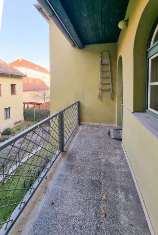 Eladó téglalakás, Szombathelyen 59 M Ft, 3 szobás