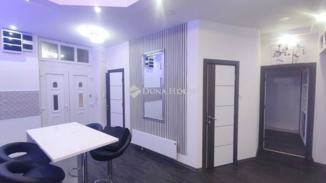 Eladó téglalakás, Nagykanizsán 64.5 M Ft, 2 szobás