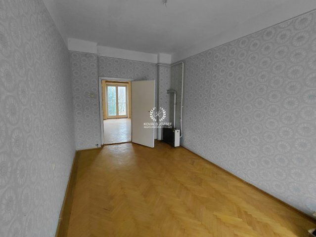 Eladó téglalakás, Ózdon, Árpád Vezér úton 4.9 M Ft, 2 szobás