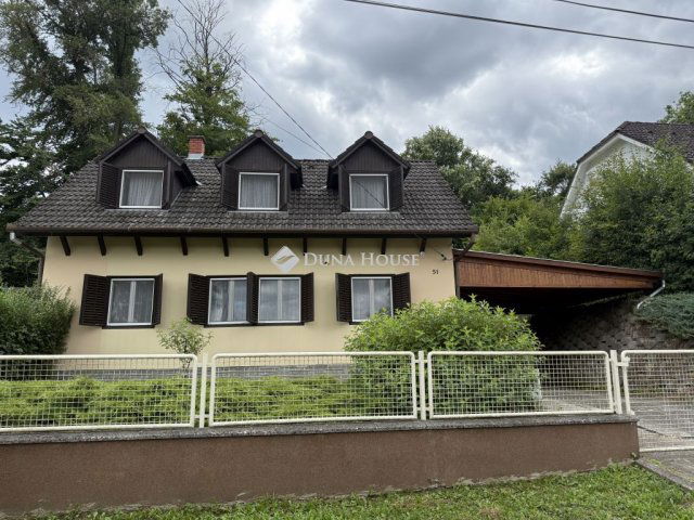 Eladó nyaraló, Magyarhertelenden 56.99 M Ft, 5 szobás