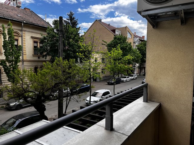 Kiadó téglalakás, albérlet, XIII. kerületben, Szent László úton