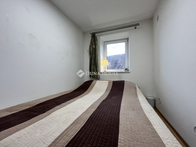 Eladó családi ház, Városlődön 51.9 M Ft, 1+2 szobás