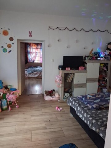 Eladó családi ház, Újpetrén 39.5 M Ft, 3 szobás