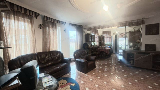 Eladó ikerház, Nyíregyházán 90.9 M Ft, 4 szobás