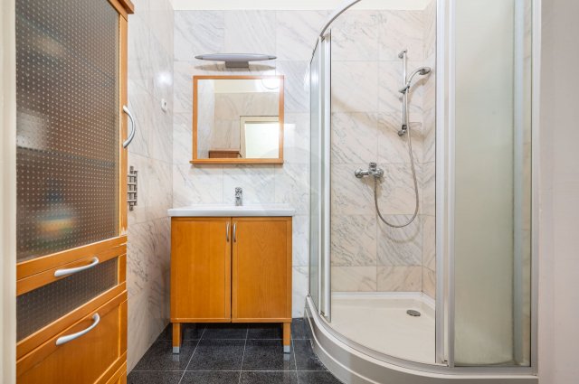 Eladó téglalakás, Budapesten, V. kerületben 208.9 M Ft, 3 szobás