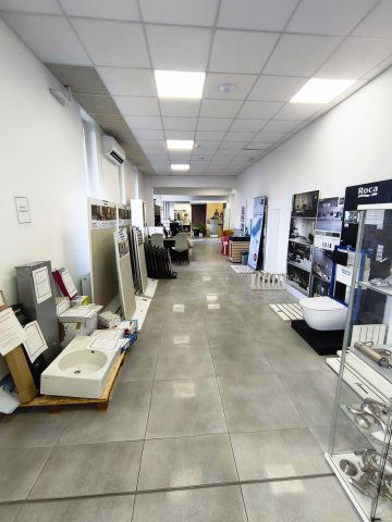 Kiadó üzlethelyiség, Budaörsön, Sport utcában 4688 E Ft / hó