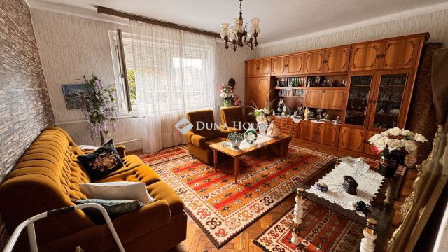 Eladó téglalakás, Nyíregyházán 71 M Ft, 3 szobás