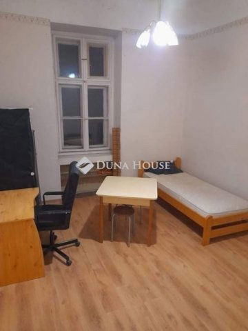 Eladó téglalakás, Budapesten, VIII. kerületben 46 M Ft, 1 szobás