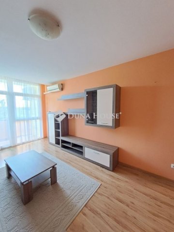 Kiadó panellakás, albérlet, Pécsett 200 E Ft / hó, 2 szobás