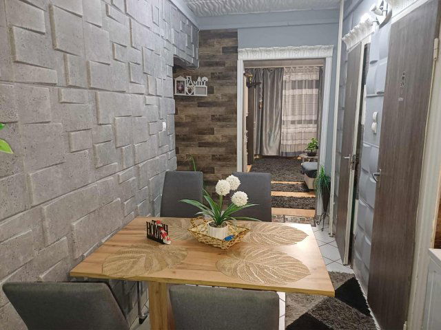 Eladó panellakás, Miskolcon, Középszer utcában 34.5 M Ft