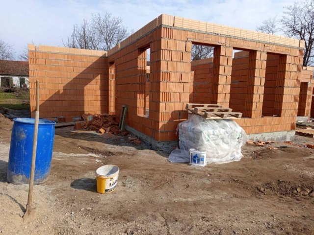 Eladó ikerház, Nyíregyházán 79.99 M Ft, 2 szobás