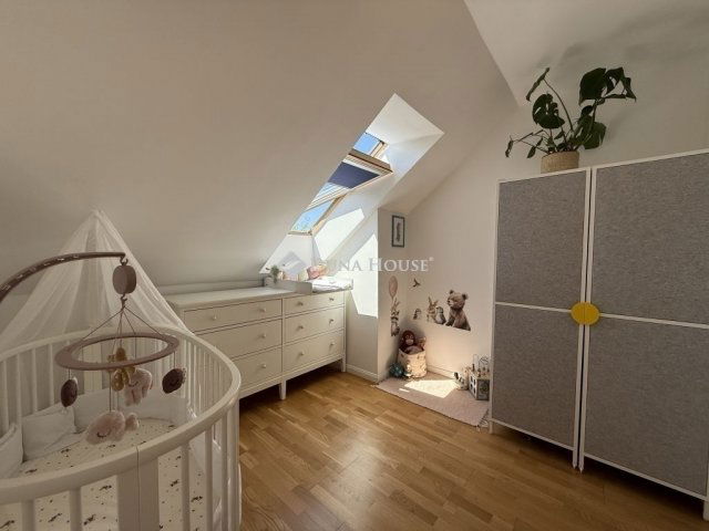 Eladó sorház, Vácon 125 M Ft, 4 szobás / költözzbe.hu