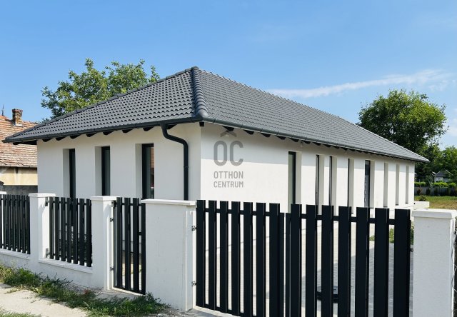 Eladó családi ház, Pilisen 90 M Ft, 4 szobás