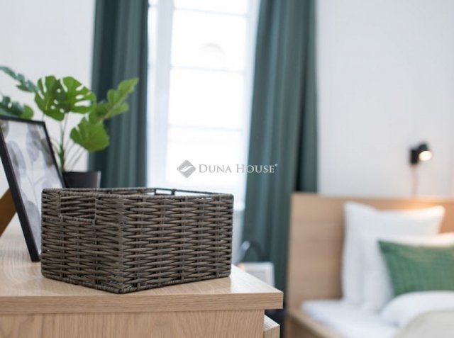 Eladó téglalakás, Budapesten, I. kerületben 139.7 M Ft, 4 szobás