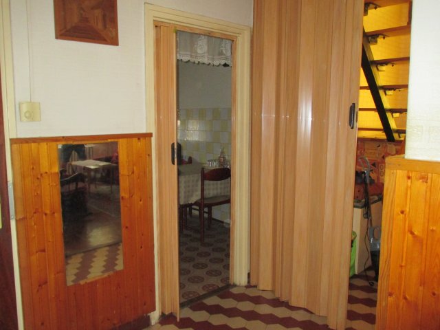 Eladó családi ház, Békéscsabán 32.7 M Ft, 4 szobás