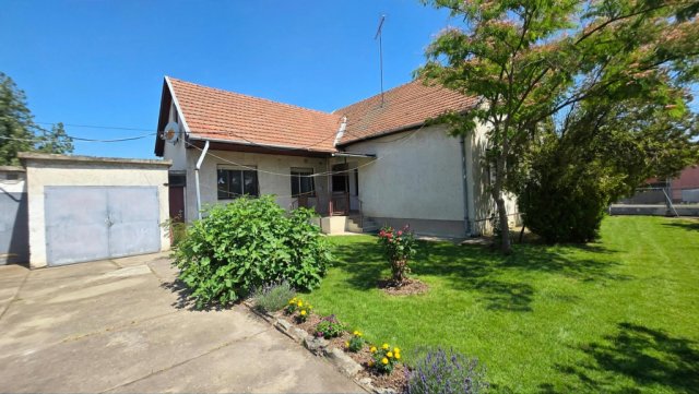 Eladó családi ház, Kabán 35 M Ft, 2+1 szobás