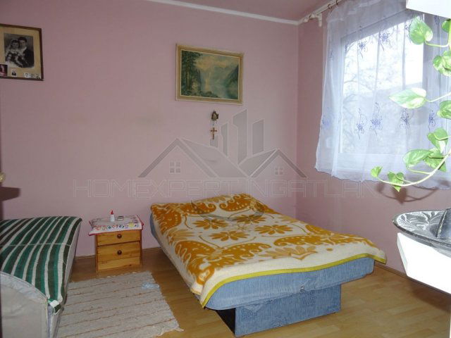 Eladó panellakás, Győrött 46.98 M Ft, 2 szobás