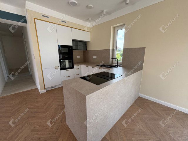 Eladó családi ház, Pannonhalmán 149 M Ft, 4 szobás