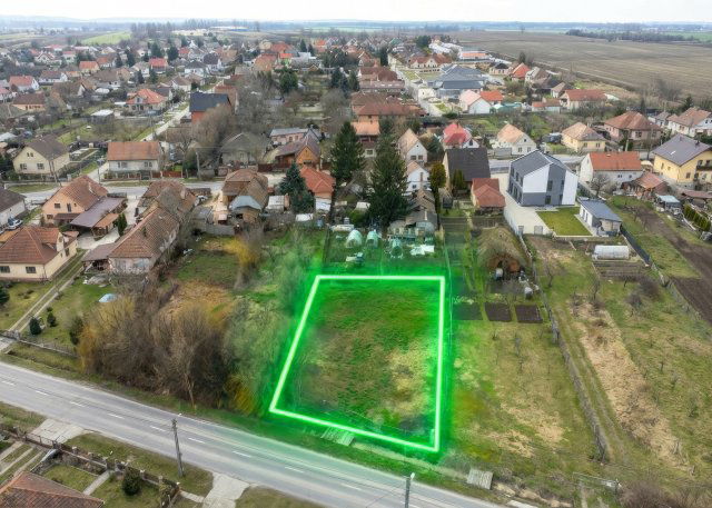 Eladó telek, Tatán 31.49 M Ft / költözzbe.hu